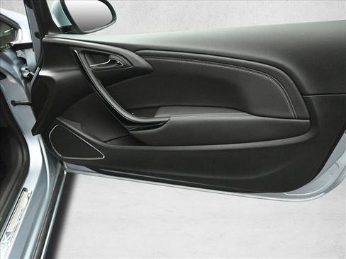 Used 2017 Buick Cascada Premium image 24