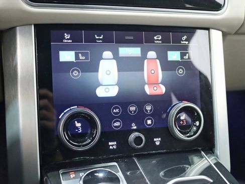 Used 2019 Land Rover Range Rover Long Wheelbase Supercharged image 24