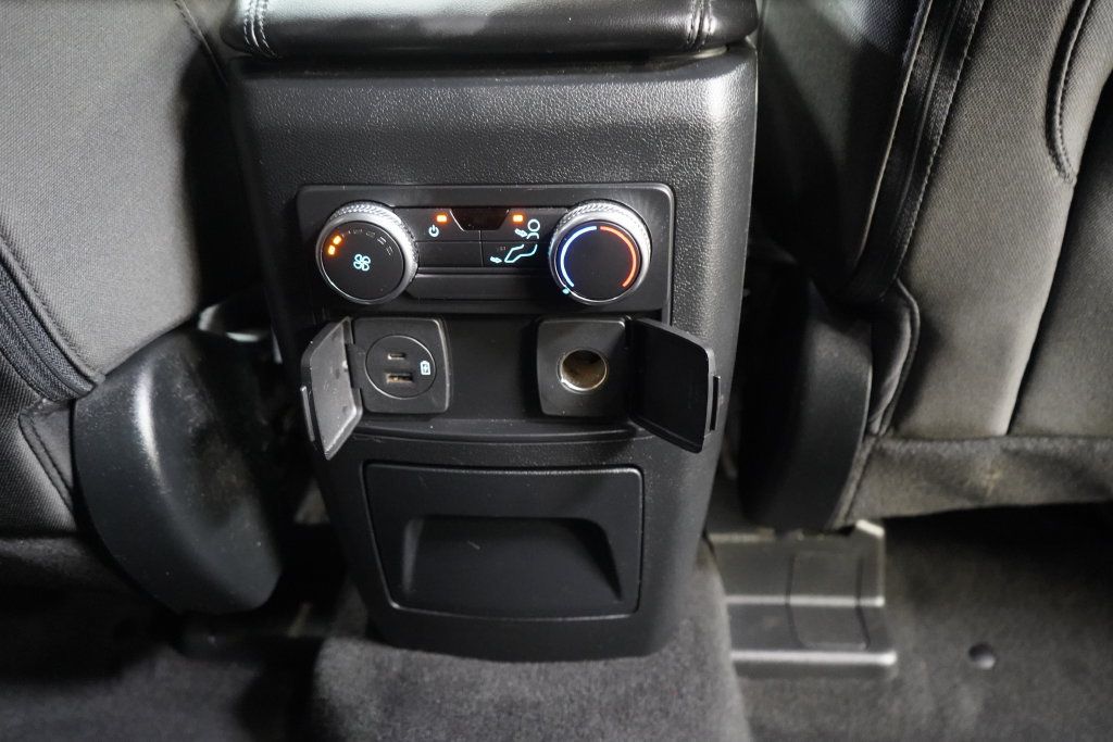 Certified 2022 Ford Explorer XLT RWD image 24