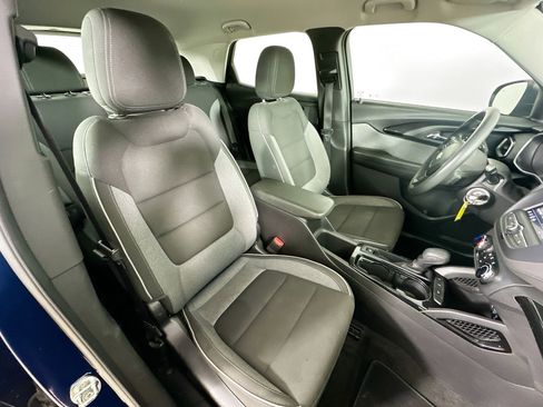 Used 2021 Chevrolet TrailBlazer LS FWD image 31