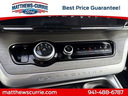 Certified 2025 Ford Expedition Max Platinum image 22