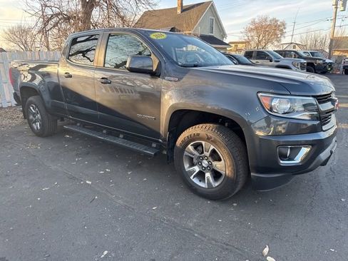 Certified 2016 Chevrolet Colorado Z71 image 2