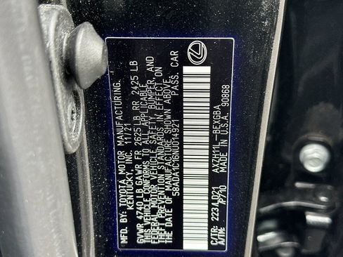 Used 2022 Lexus ES 300h w/ Premium Package FWD image 34