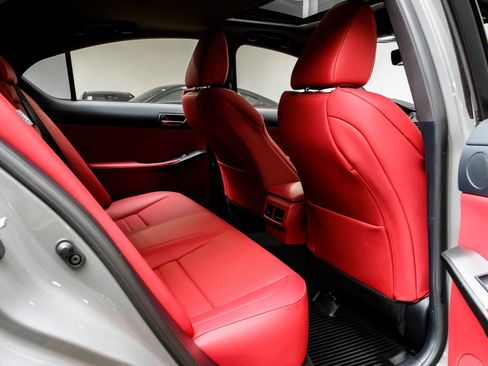 Used 2024 Lexus IS 500 image 40