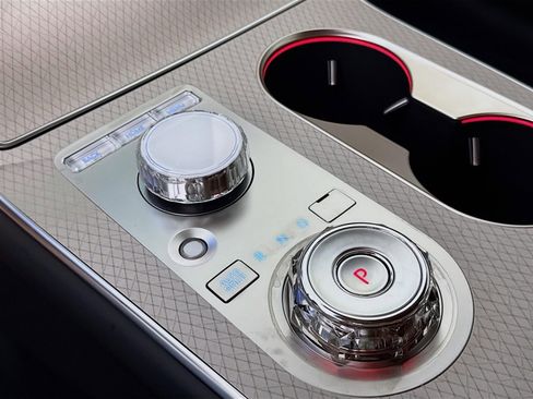 New 2026 Genesis GV80 2.5T Prestige image 19