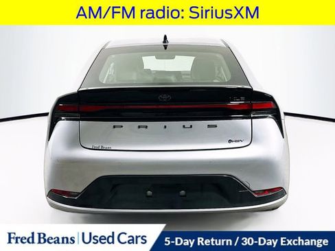 Used 2026 Toyota Prius XLE image 8
