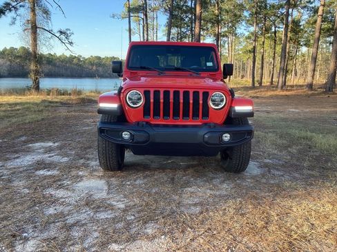 Used 2022 Jeep Wrangler Unlimited Sahara image 8