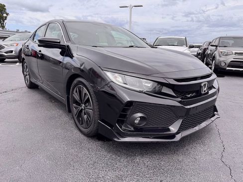 Used 2018 Honda Civic EX image 7
