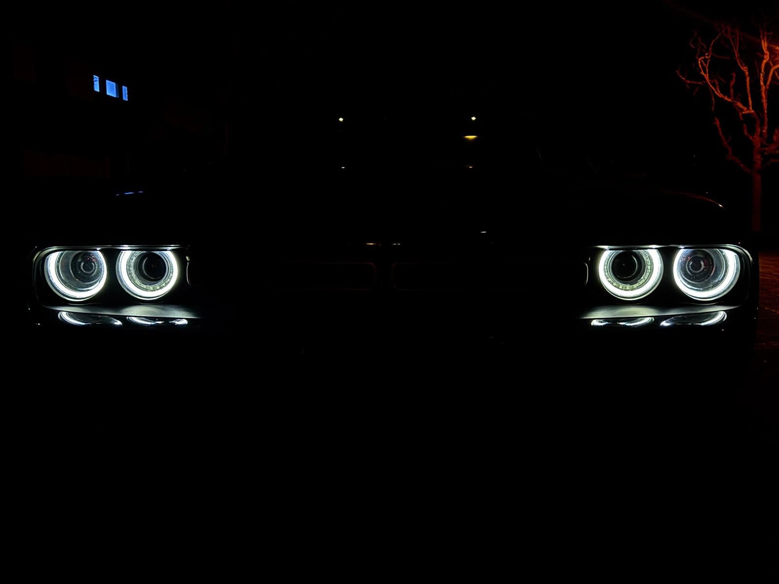 Used 2019 Dodge Challenger SXT RWD image 1