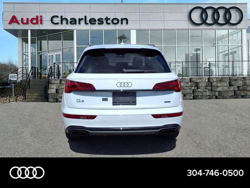 Certified 2025 Audi Q5 2.0T Premium w/ Convenience Plus Package image 4