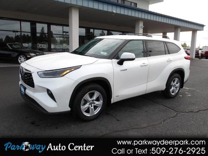 Used 2021 Toyota Highlander LE