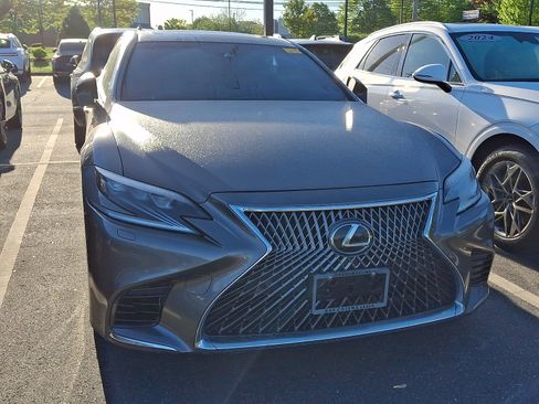 Used 2018 Lexus LS 500 AWD w/ Interior Upgrade Package image 4