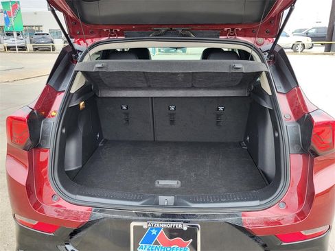 Used 2024 Buick Encore GX Sport Touring image 12