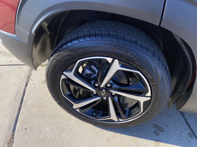 Used 2023 Chevrolet TrailBlazer RS w/ Convenience Package FWD image 36