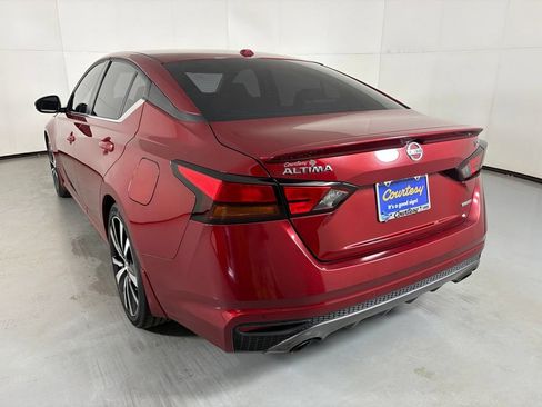 Used 2021 Nissan Altima 2.0 SR FWD image 6