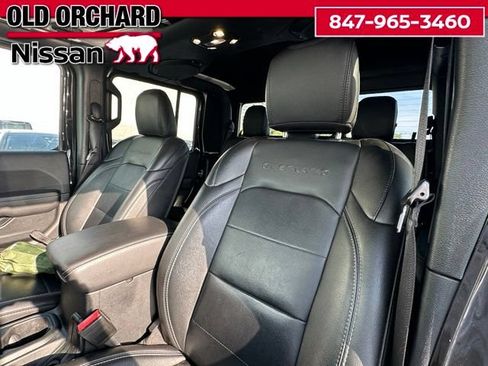 Used 2021 Jeep Gladiator Overland w/ Popular Equipment Package AWD/4WD image 11