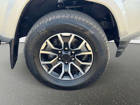 Certified 2023 Toyota Tacoma TRD Sport image 9