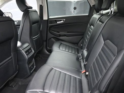 Used 2024 Ford Edge SEL AWD/4WD image 10