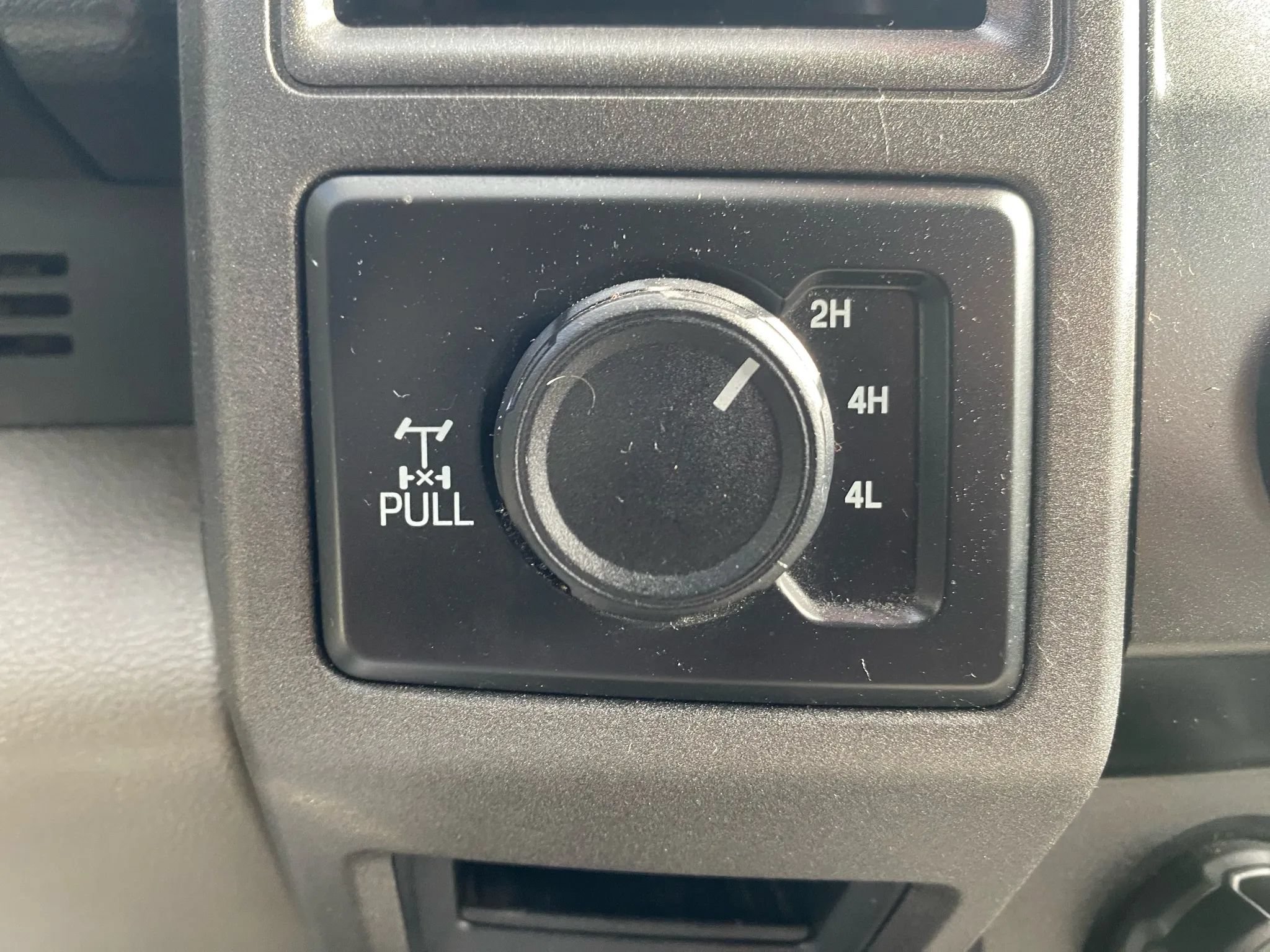 Used 2020 Ford F250 4x4 SuperCab Super Duty image 16