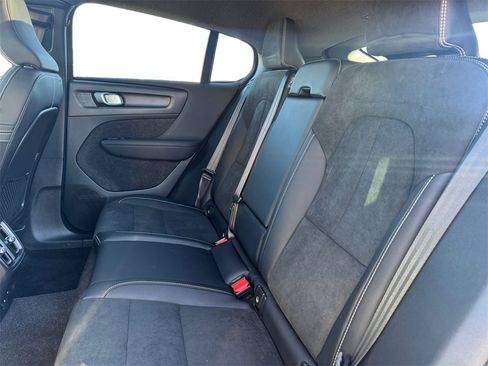 Certified 2023 Volvo C40 P8 Recharge Ultimate image 22