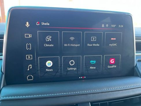 Used 2022 GMC Yukon XL SLT w/ SLT Premium Package AWD/4WD image 18