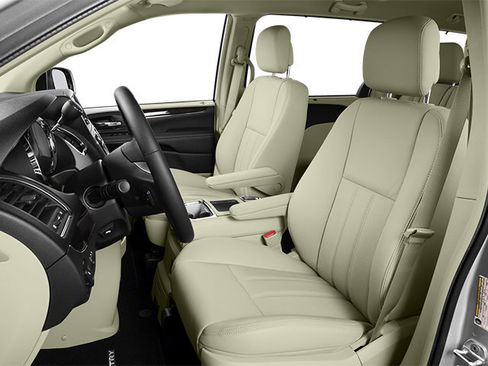 Used 2013 Chrysler Town & Country Touring-L w/ Premium Group FWD image 11