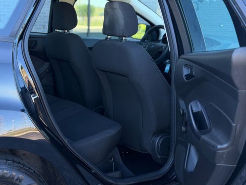 Used 2016 Ford Focus S FWD image 8