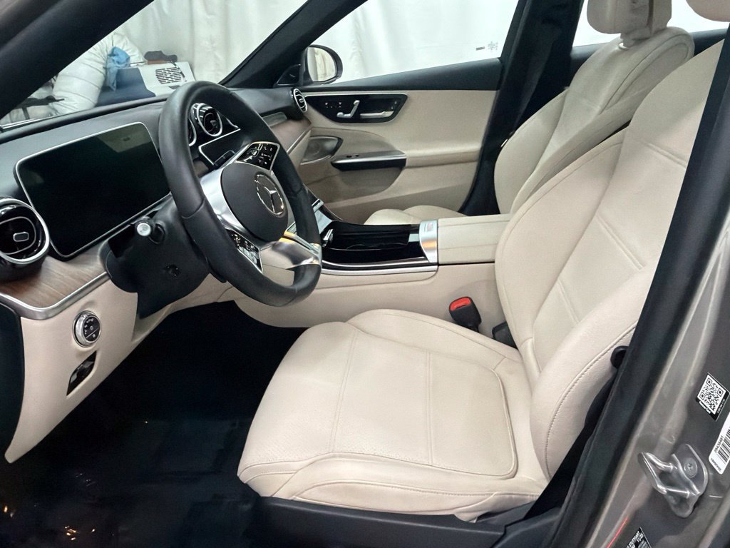 Used 2024 Mercedes-Benz C 300 Sedan image 13