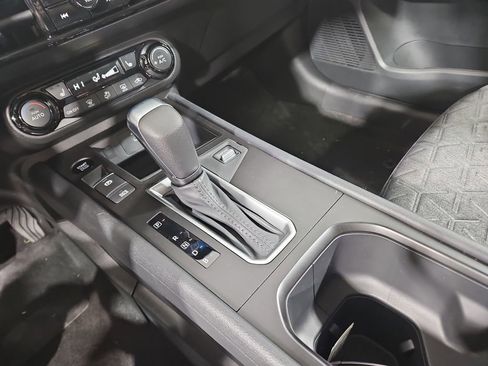 New 2026 Nissan Kicks SV w/ SV Premium Package image 24