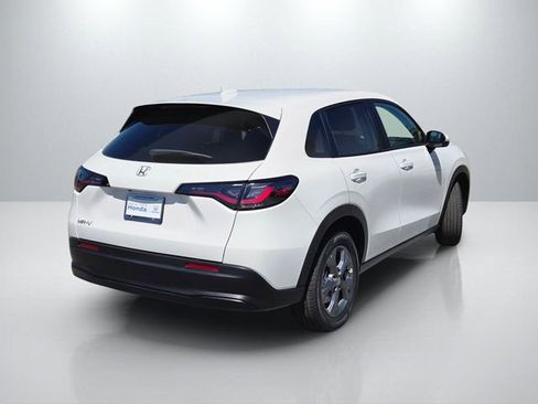 New 2026 Honda HR-V LX image 4