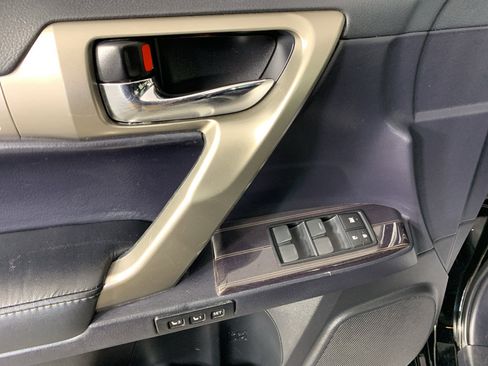 Used 2020 Lexus GX 460 Premium w/ Premium Package AWD/4WD image 15