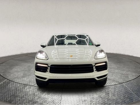 Used 2021 Porsche Cayenne image 3