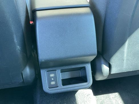 Used 2025 Kia K4 LXS image 25