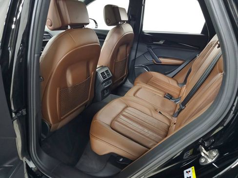 Used 2019 Audi Q5 2.0T Premium w/ Convenience Package AWD/4WD image 26