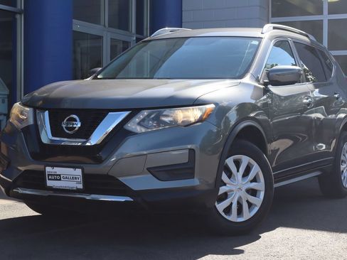 Used 2017 Nissan Rogue S w/ S Appearance Package AWD/4WD image 1
