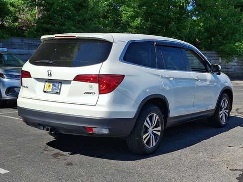 Certified 2017 Honda Pilot EX-L image 4