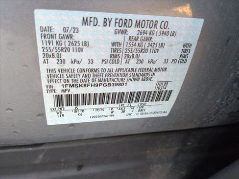 Used 2023 Ford Explorer Limited image 27