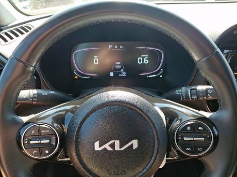 Certified 2023 Kia Soul EX FWD image 20