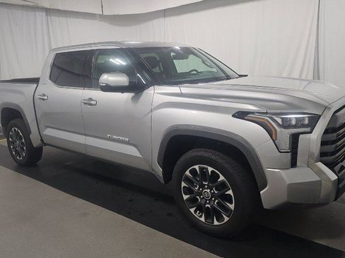 Used 2023 Toyota Tundra Limited image 4