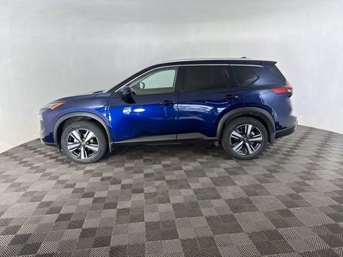 Certified 2024 Nissan Rogue SL w/ SL Premium Package AWD/4WD image 8