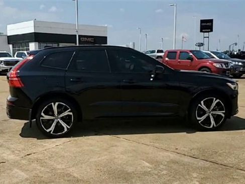 Used 2025 Volvo XC60 B5 Ultra w/ Protection Package Premier image 9