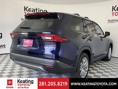 New 2026 Toyota Grand Highlander Platinum image 14