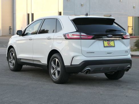 Used 2020 Ford Edge SEL w/ Convenience Package image 5