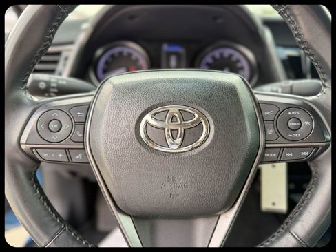 Used 2024 Toyota Camry SE image 26