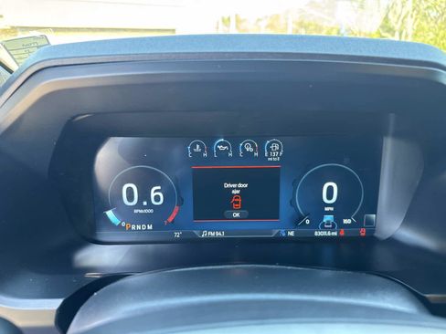 Used 2023 Ford Expedition Limited image 28