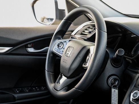 Used 2020 Honda Civic LX image 11