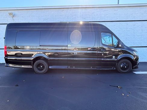 New 2024 Mercedes-Benz Sprinter 3500 image 8