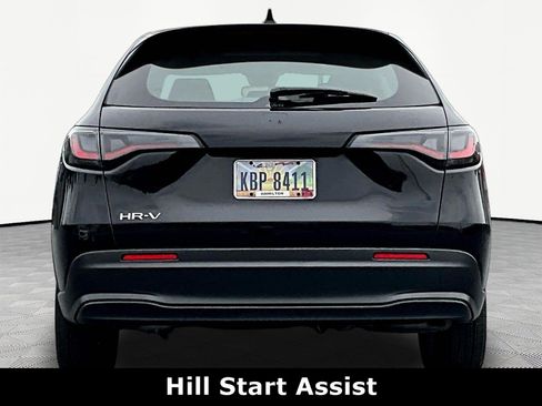Used 2023 Honda HR-V LX image 5