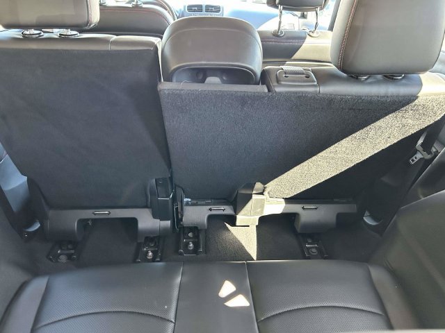 Used 2015 Dodge Journey R/T w/ Flexible Seating Group FWD image 15