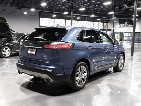 Used 2019 Ford Edge Titanium w/ Cargo Accessory Package AWD/4WD image 7